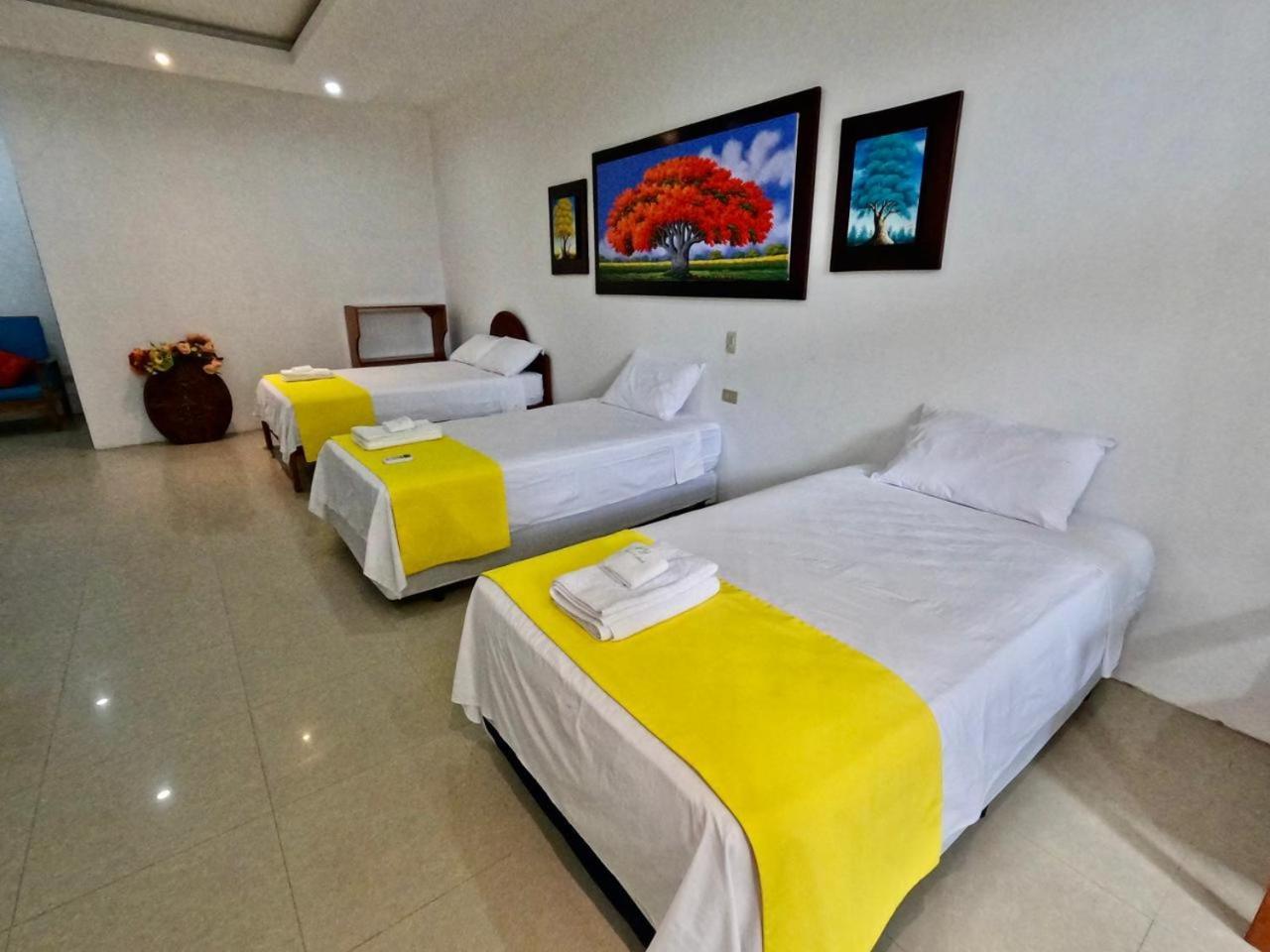 Galapagos Isabela Hotel Loja Puerto Villamil Exterior photo